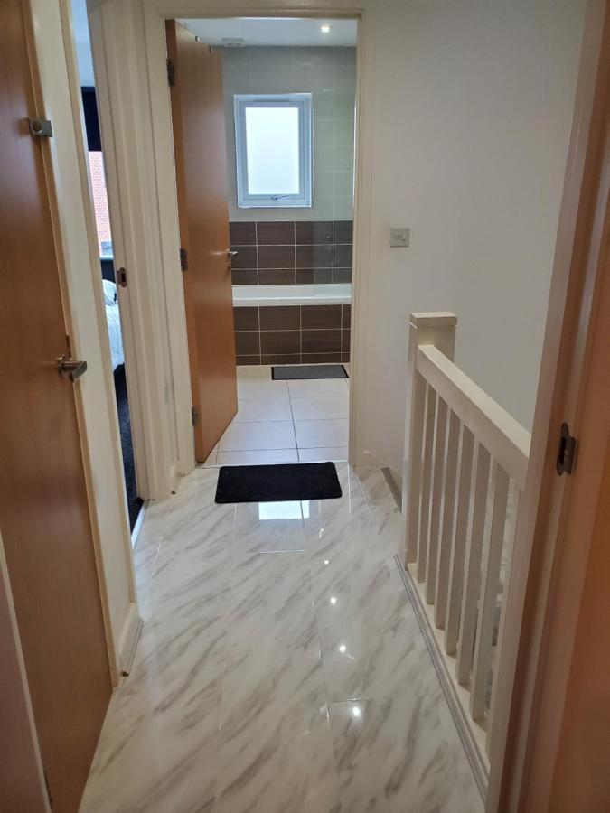 Beautiful & Elegant 2 Bed Room House Manchester Exterior foto