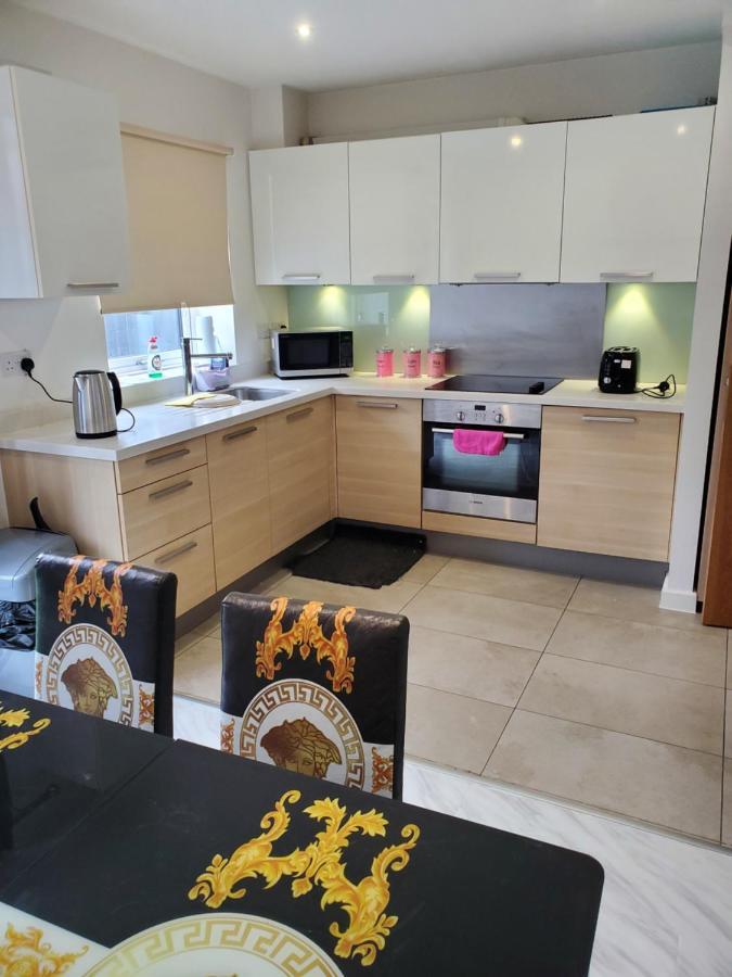 Beautiful & Elegant 2 Bed Room House Manchester Exterior foto